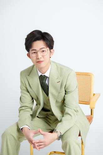 Dr. LI Bin